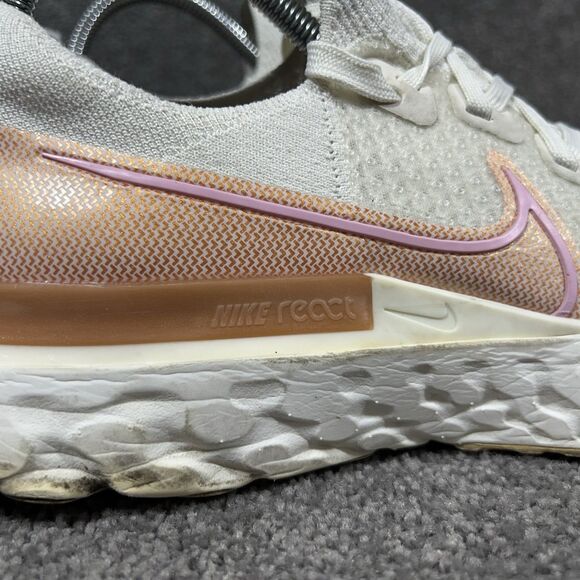 Nike React Infinity FlyKnit CD4372-103 Woman's Size 9.5 White Running Shoes Used - Picture 2 of 13